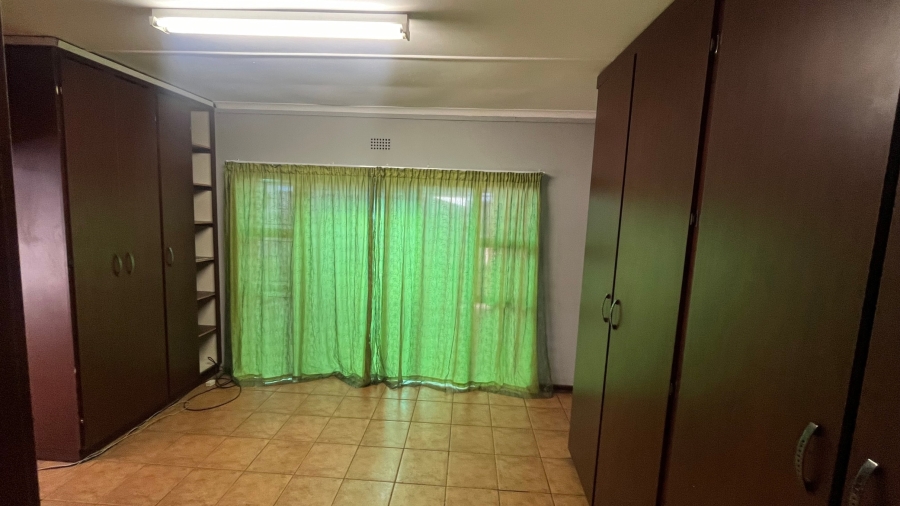 3 Bedroom Property for Sale in Protea Park North West